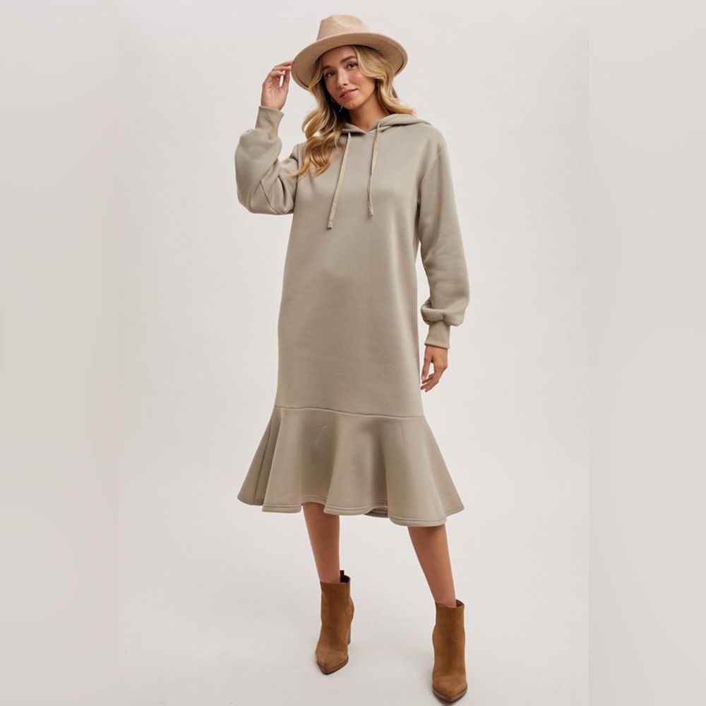 #23 Fashion Flounce Dress